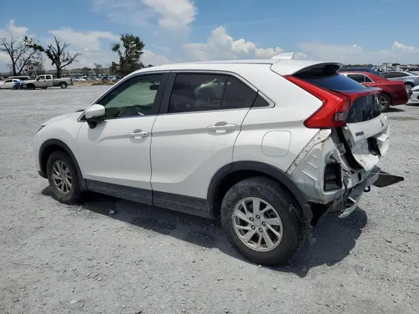 JA4AS3AA2JZ043771 2018 MITSUBISHI ECLIPSE CROSS - Image 2