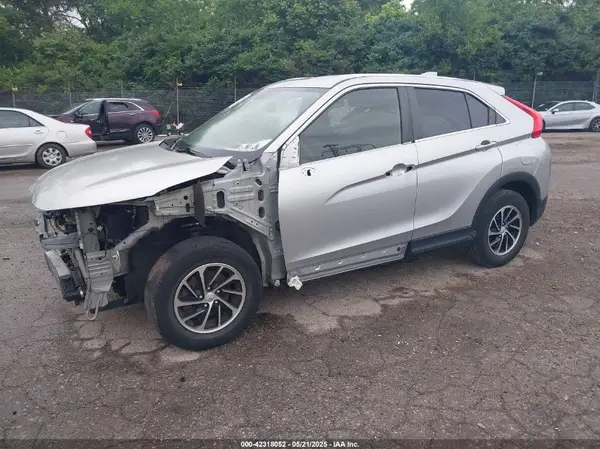 JA4AS3AA2LZ022177 2020 MITSUBISHI ECLIPSE CROSS - Image 2