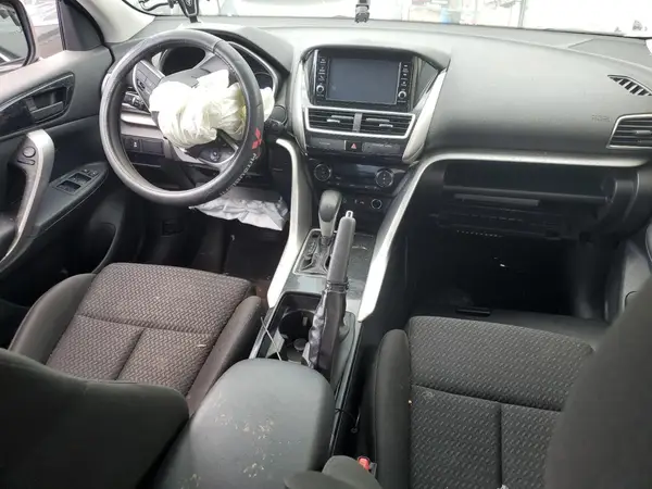 JA4AS3AA2LZ031512 2020 MITSUBISHI ECLIPSE CROSS - Image 8