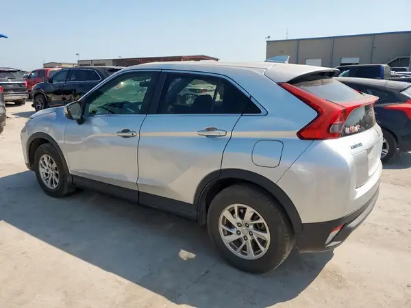JA4AS3AA3JZ041642 2018 MITSUBISHI ECLIPSE CROSS - Image 2