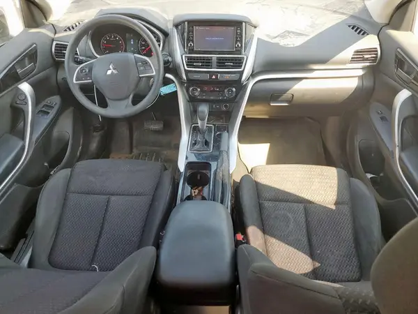 JA4AS3AA3JZ041642 2018 MITSUBISHI ECLIPSE CROSS - Image 8