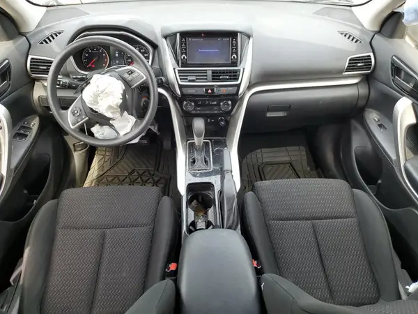 JA4AS3AA4JZ065285 2018 MITSUBISHI ECLIPSE CROSS - Image 8