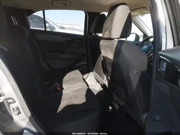 JA4AS3AA4KZ016024 2019 MITSUBISHI ECLIPSE CROSS - Image 8