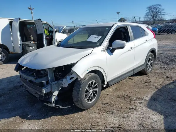 JA4AS3AA4LZ019734 2020 MITSUBISHI ECLIPSE CROSS - Image 2