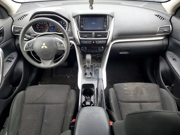 JA4AS3AA5JZ037821 2018 MITSUBISHI ECLIPSE CROSS - Image 8