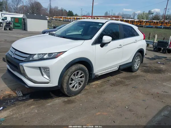 JA4AS3AA5KZ002603 2019 MITSUBISHI ECLIPSE CROSS - Image 2