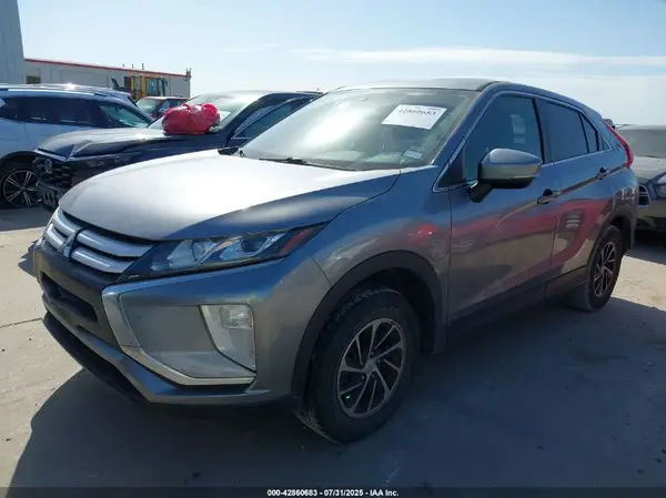 JA4AS3AA5LZ022903 2020 MITSUBISHI ECLIPSE CROSS - Image 2