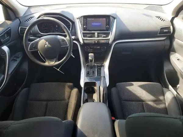 JA4AS3AA6JZ050562 2018 MITSUBISHI ECLIPSE CROSS - Image 8