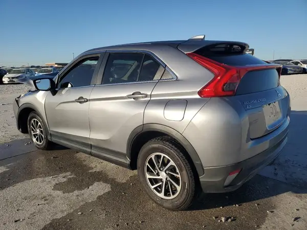 JA4AS3AA6LZ036423 2020 MITSUBISHI ECLIPSE CROSS - Image 2