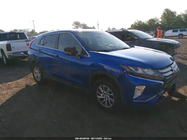 JA4AS3AA7JZ041868 2018 MITSUBISHI ECLIPSE CROSS - Image 1