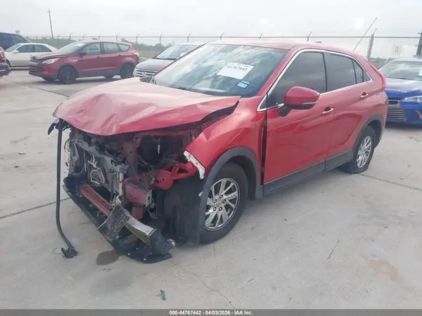JA4AS3AA7JZ059187 2018 MITSUBISHI ECLIPSE CROSS - Image 2