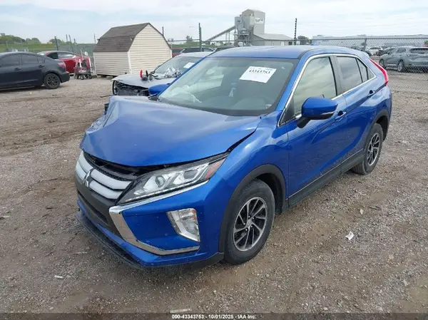 JA4AS3AA7LZ018545 2020 MITSUBISHI ECLIPSE CROSS - Image 2