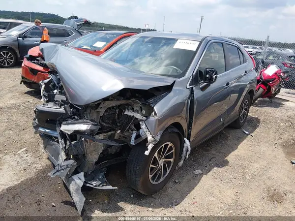 JA4AS3AA7LZ021705 2020 MITSUBISHI ECLIPSE CROSS - Image 2