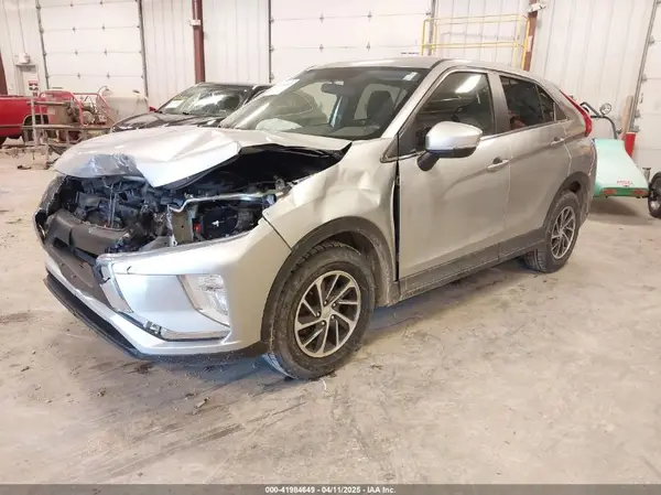 JA4AS3AA7LZ033305 2020 MITSUBISHI ECLIPSE CROSS - Image 1