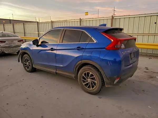 JA4AS3AA7LZ033840 2020 MITSUBISHI ECLIPSE CROSS - Image 2