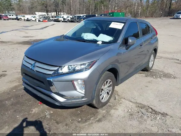 JA4AS3AA8KZ052203 2019 MITSUBISHI ECLIPSE CROSS - Image 2