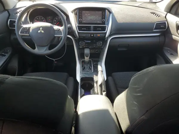 JA4AS3AA8LZ000782 2020 MITSUBISHI ECLIPSE CROSS - Image 8