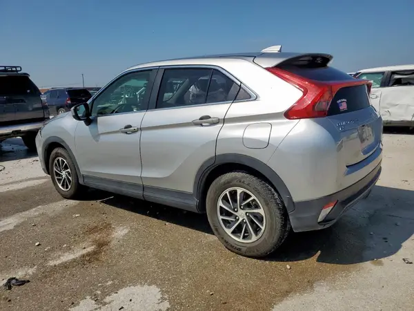 JA4AS3AA8LZ025732 2020 MITSUBISHI ECLIPSE CROSS - Image 2