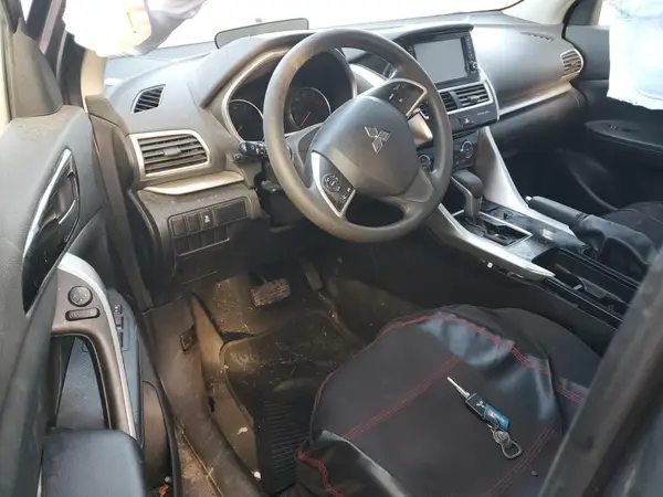 JA4AS3AA8LZ036066 2020 MITSUBISHI ECLIPSE CROSS - Image 8