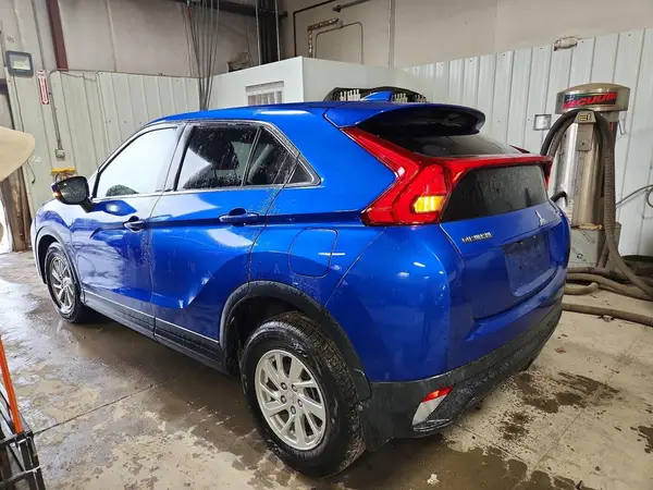 JA4AS3AA9JZ067601 2018 MITSUBISHI ECLIPSE CROSS - Image 2