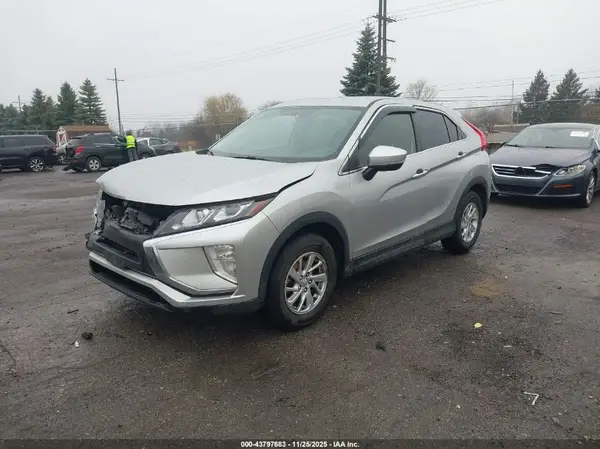 JA4AS3AA9KZ024197 2019 MITSUBISHI ECLIPSE CROSS - Image 2