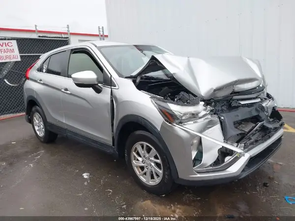 JA4AS3AAXJZ044179 2018 MITSUBISHI ECLIPSE CROSS - Image 1