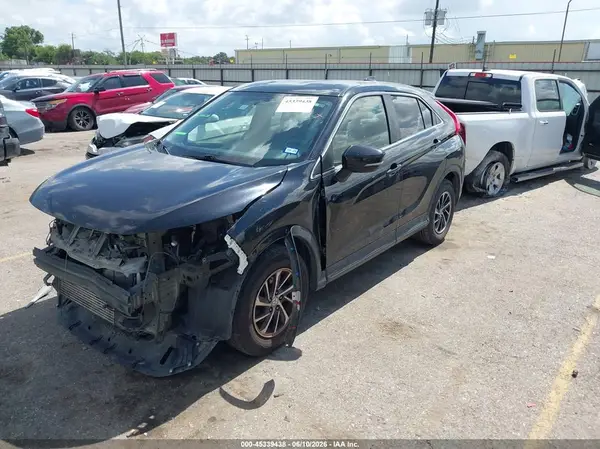 JA4AS3AAXLZ023593 2020 MITSUBISHI ECLIPSE CROSS - Image 2