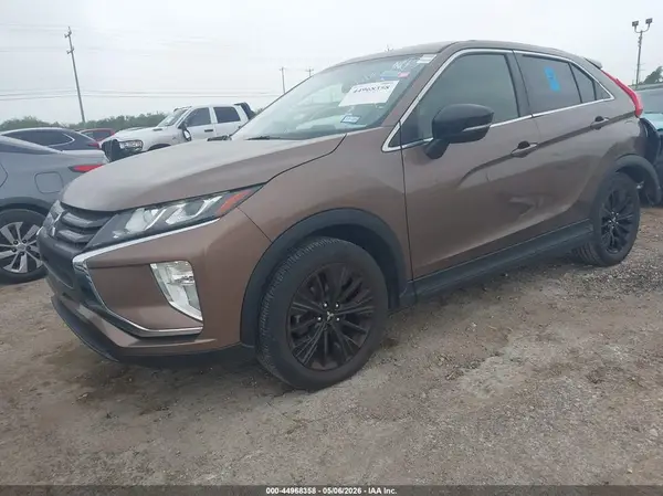 JA4AS4AA0LZ000703 2020 MITSUBISHI ECLIPSE CROSS - Image 2