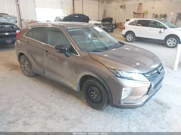 JA4AS4AA0LZ030395 2020 MITSUBISHI ECLIPSE CROSS - Image 1