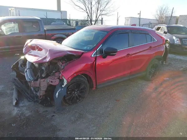 JA4AS4AA1LZ028395 2020 MITSUBISHI ECLIPSE CROSS - Image 2