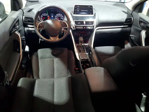 JA4AS4AA7LZ000309 2020 MITSUBISHI ECLIPSE CROSS - Image 8