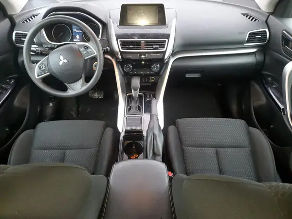 JA4AS4AA8LZ014610 2020 MITSUBISHI ECLIPSE CROSS - Image 8