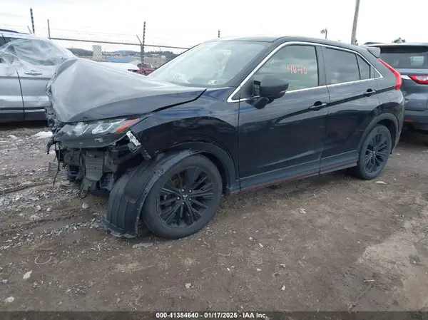 JA4AS4AA8LZ019970 2020 MITSUBISHI ECLIPSE CROSS - Image 2