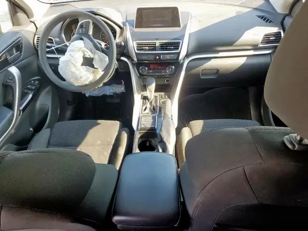 JA4AS4AA9LZ019573 2020 MITSUBISHI ECLIPSE CROSS - Image 8