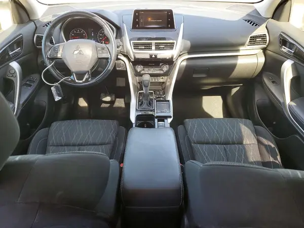 JA4AS5AA0LZ018236 2020 MITSUBISHI ECLIPSE CROSS - Image 8