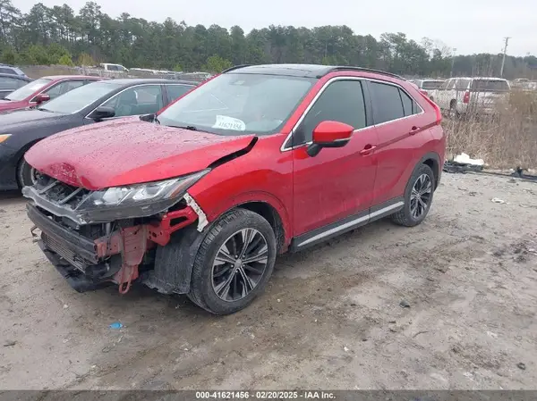 JA4AS5AA0LZ032475 2020 MITSUBISHI ECLIPSE CROSS - Image 2