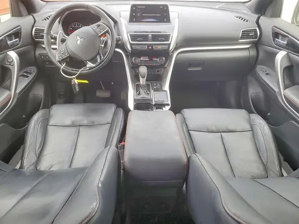 JA4AS5AA2LZ030985 2020 MITSUBISHI ECLIPSE CROSS - Image 8