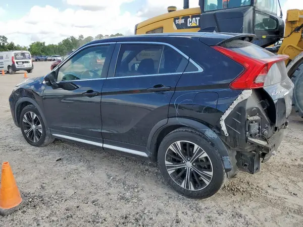 JA4AS5AA3LZ001589 2020 MITSUBISHI ECLIPSE CROSS - Image 2
