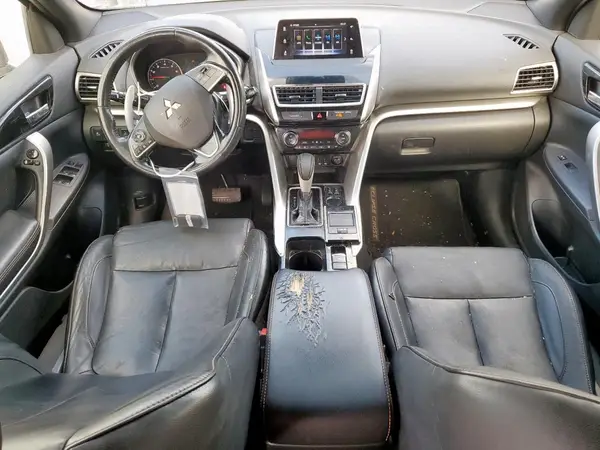 JA4AS5AA3LZ001589 2020 MITSUBISHI ECLIPSE CROSS - Image 8