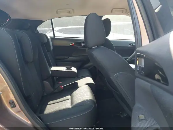 JA4AS5AA3LZ002452 2020 MITSUBISHI ECLIPSE CROSS - Image 8