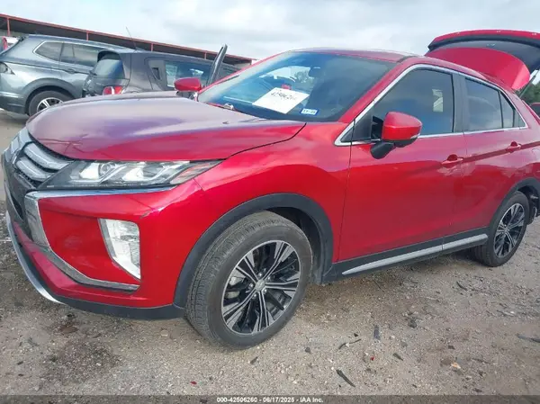 JA4AS5AA6LZ002607 2020 MITSUBISHI ECLIPSE CROSS - Image 2
