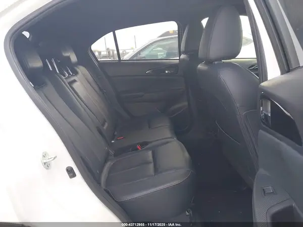 JA4AS5AA6LZ002882 2020 MITSUBISHI ECLIPSE CROSS - Image 8