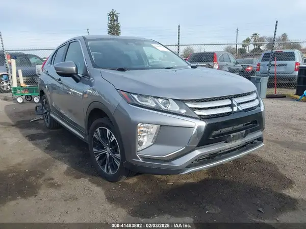 JA4AS5AA6LZ037292 2020 MITSUBISHI ECLIPSE CROSS - Image 1