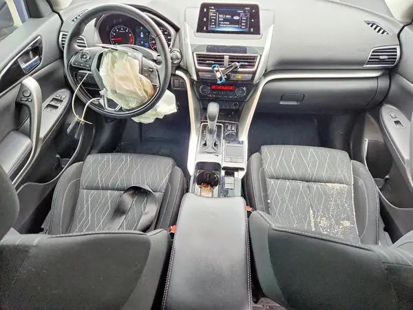 JA4AS5AA7LZ001398 2020 MITSUBISHI ECLIPSE CROSS - Image 8