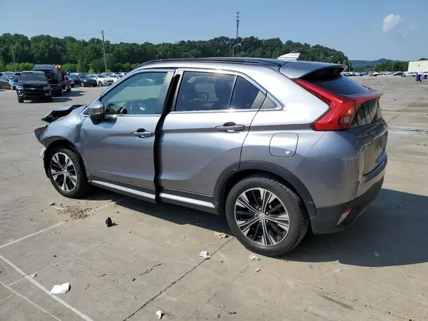 JA4AS5AA7LZ002034 2020 MITSUBISHI ECLIPSE CROSS - Image 2