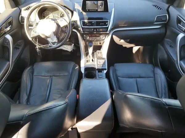 JA4AS5AAXLZ000830 2020 MITSUBISHI ECLIPSE CROSS - Image 8