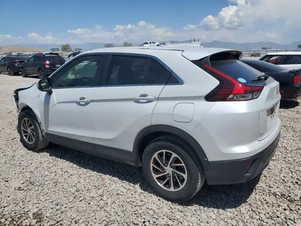 JA4ASUAA0NZ039441 2022 MITSUBISHI ECLIPSE CROSS - Image 2