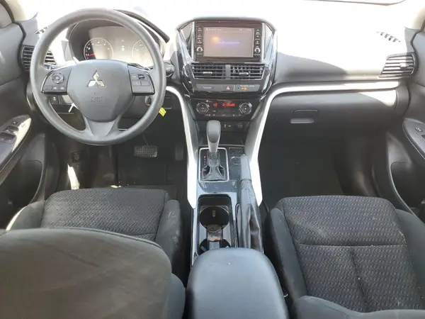 JA4ASUAA0NZ039441 2022 MITSUBISHI ECLIPSE CROSS - Image 8