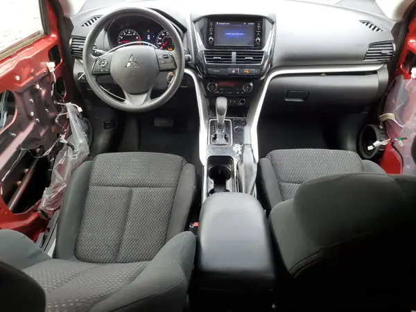 JA4ASUAA1NZ002608 2022 MITSUBISHI ECLIPSE CROSS - Image 8