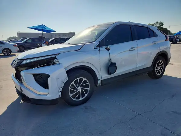 JA4ASUAA1NZ058886 2022 MITSUBISHI ECLIPSE CROSS - Image 1